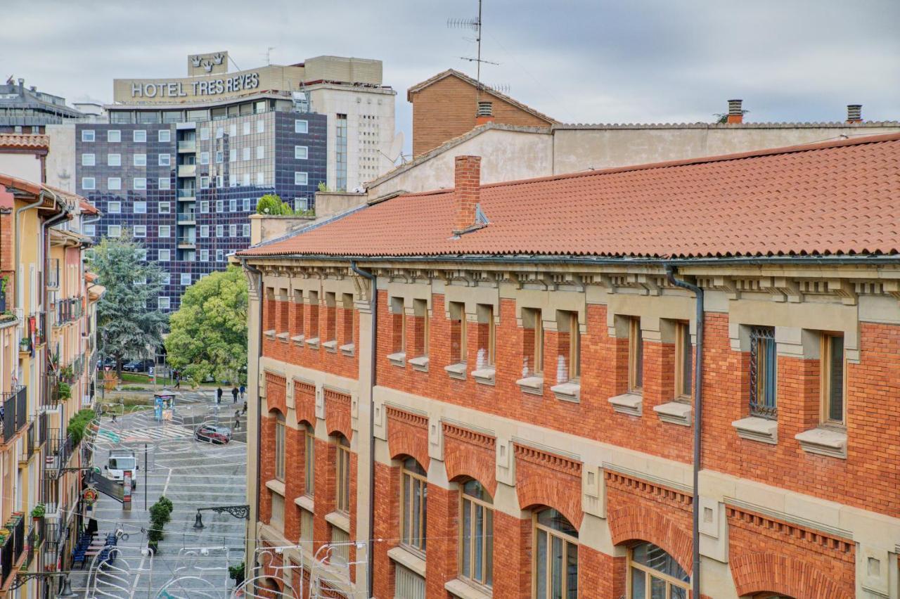 Apartament Casa Bidaiari By Clabao Pampeluna Zewnętrze zdjęcie